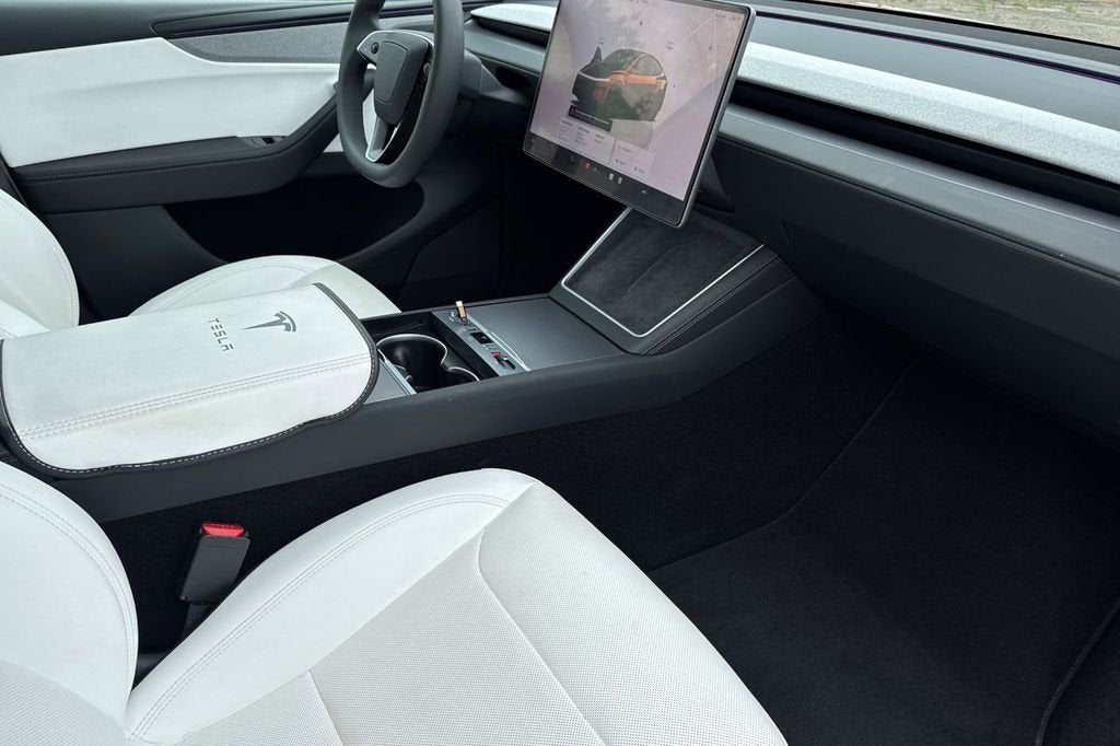 2026 Tesla Model Y Premium