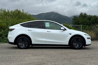 2026 Tesla Model Y Premium