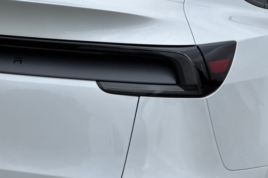 2026 Tesla Model Y Premium