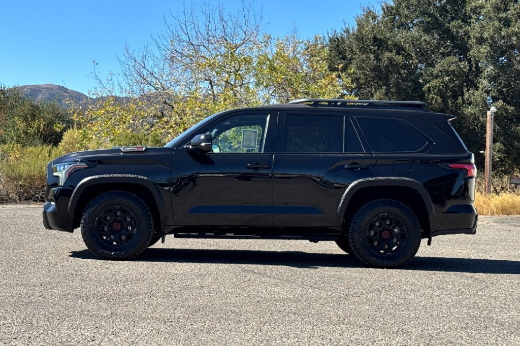 2025 Toyota Sequoia SR5
