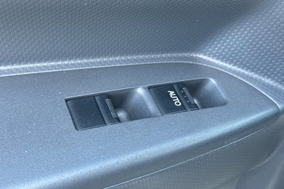 2024 Isuzu NRR Base