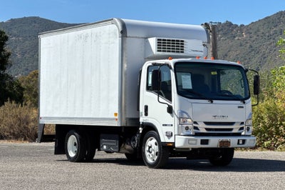 2024 Isuzu NRR Base
