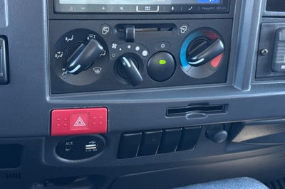 2024 Isuzu NRR Base
