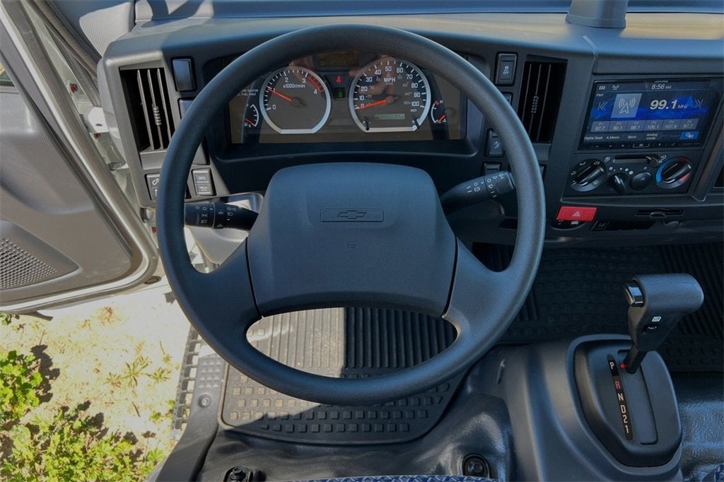 2024 Chevrolet Low Cab Forward 5500 XD WT