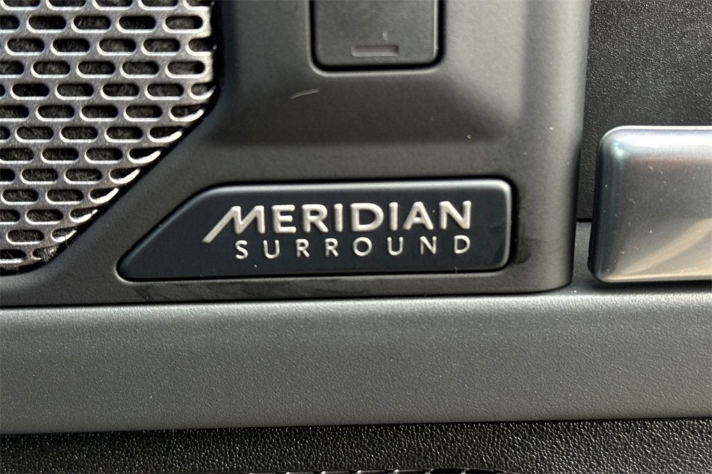 2022 Land Rover Defender X-Dynamic SE