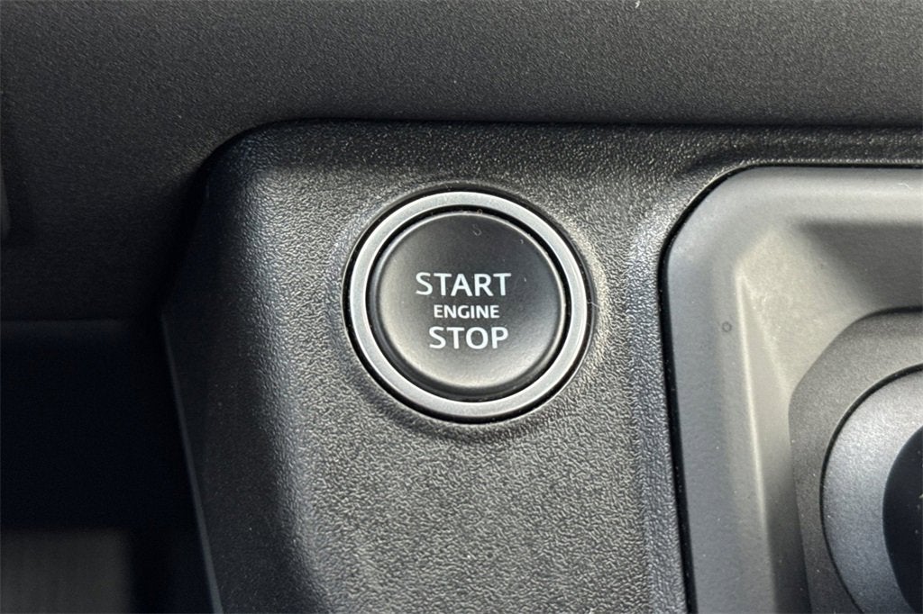 2022 Land Rover Defender X-Dynamic SE