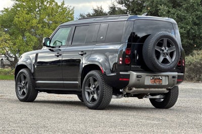 2022 Land Rover Defender X-Dynamic SE