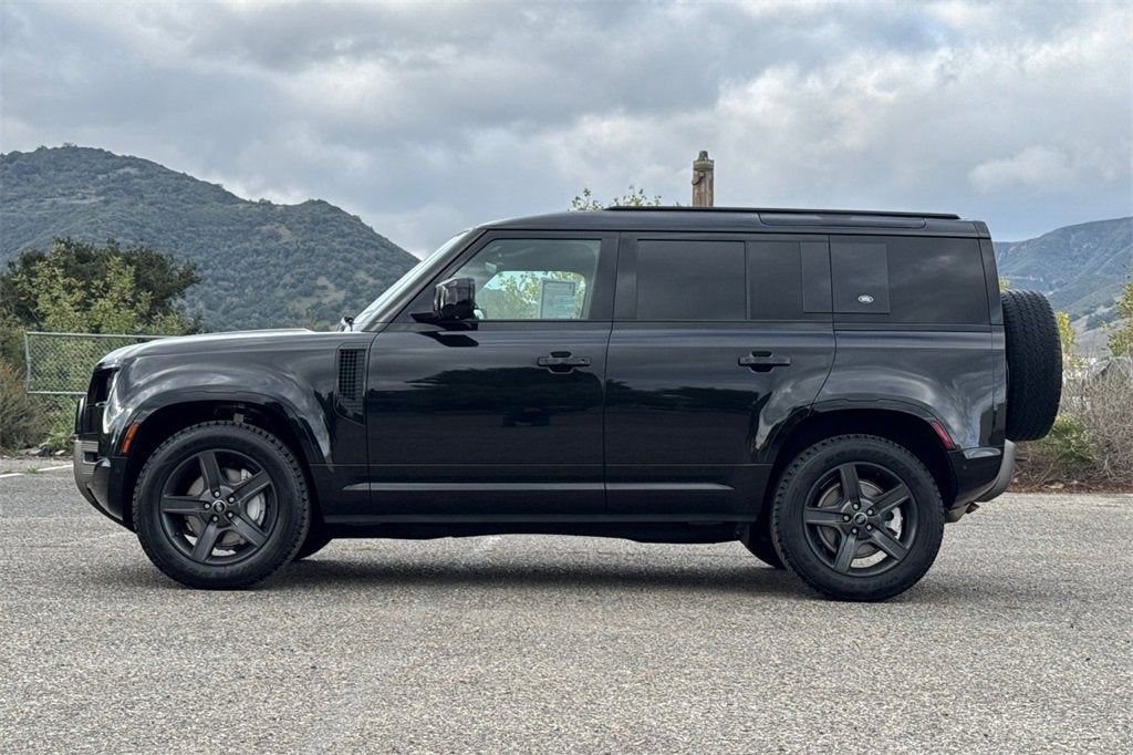 2022 Land Rover Defender X-Dynamic SE