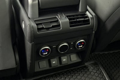 2023 Land Rover Defender V8