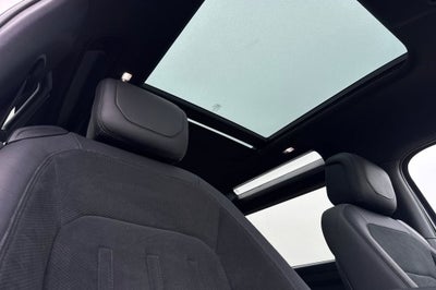 2023 Land Rover Defender V8