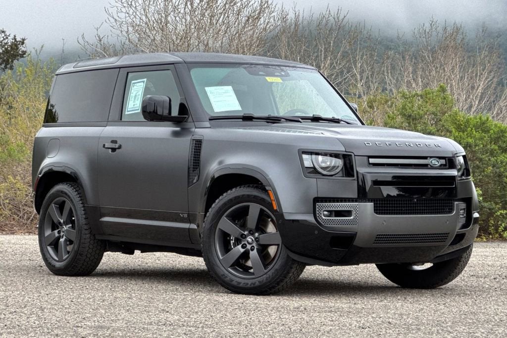 2023 Land Rover Defender V8