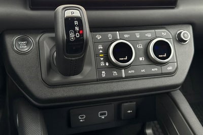 2023 Land Rover Defender V8