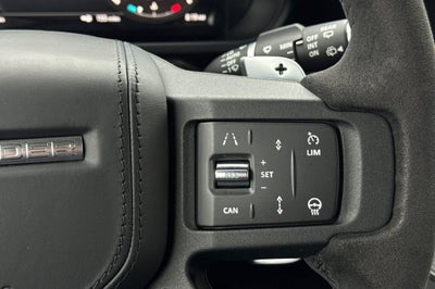 2023 Land Rover Defender V8