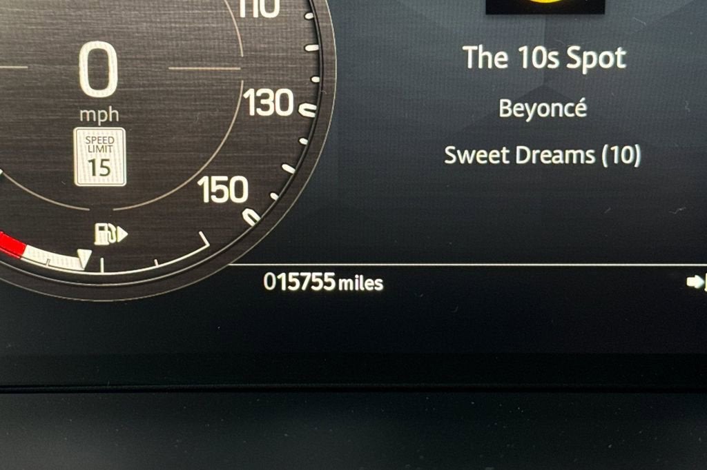 2023 Land Rover Defender V8