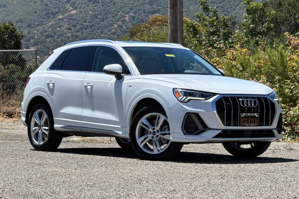 2022 Audi Q3 S line Premium Plus