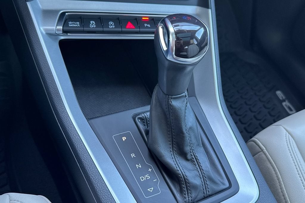2022 Audi Q3 S line Premium Plus